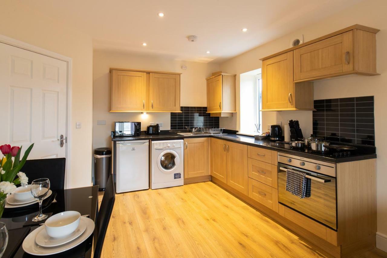 Velvet 2-Bedroom Apartment, Brewery Road, Hoddesdon Extérieur photo